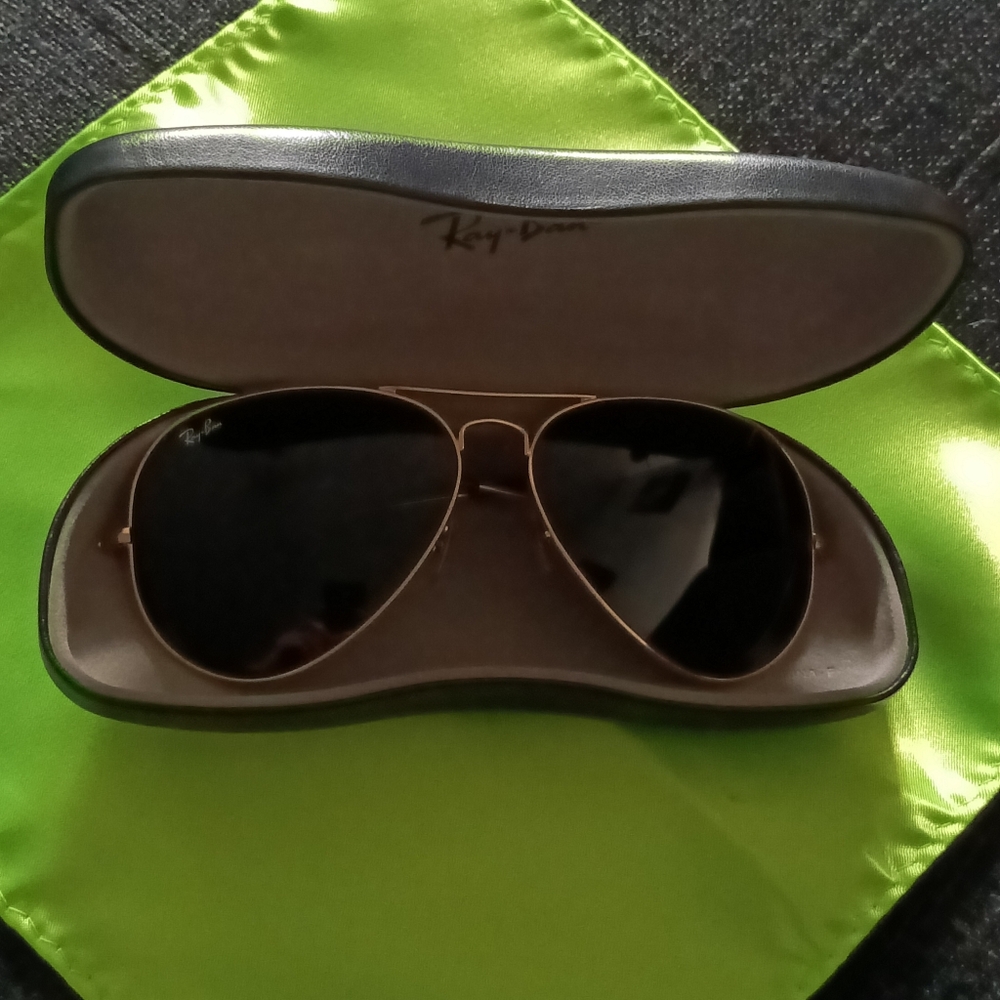 Classic Ray-Bans Aviator Sunglasses 62/14